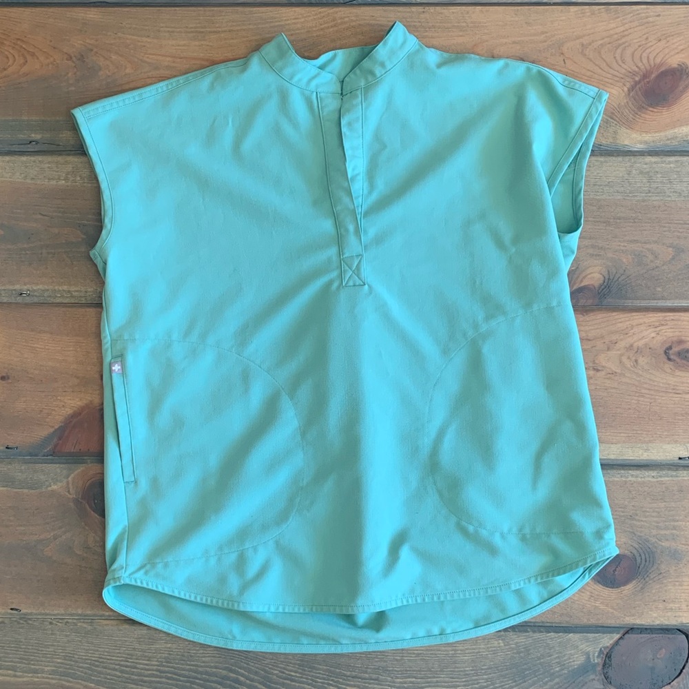 Figs Rafaela Oversized Scrub Top